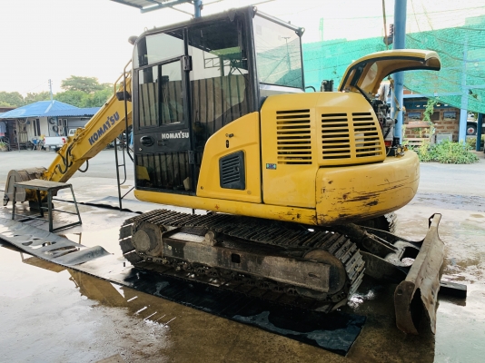 ขาย komatsu pc70-8 มีใบมีด มีไลนหัวกระแทก รถใช้งาน 6,xxx ช.ม.