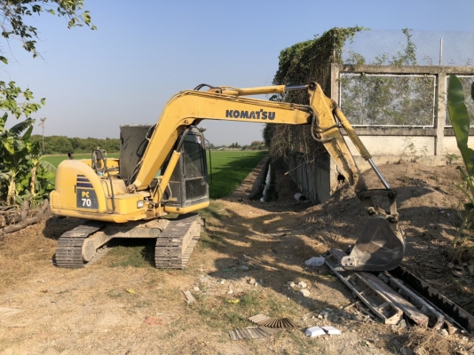 ขาย komatsu pc70-8 มีใบมีด มีไลนหัวกระแทก รถใช้งาน 6,xxx ช.ม.