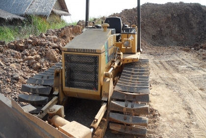 BD2F รถดันดิน Mitsubishi ซื้อเก่านอกมา @350,000฿ เอกสารอินวอย ดูแล้วสนใจโทรหาครับ ☎ 081-989-1989+ ID LINE :rangrayong