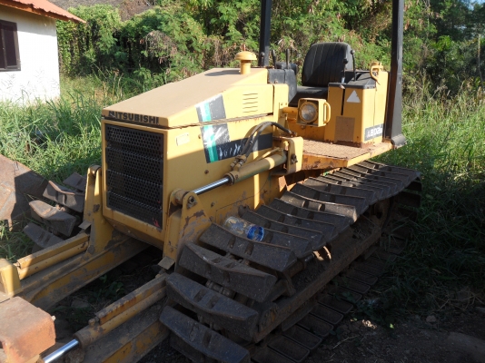 BD2F รถดันดิน Mitsubishi ซื้อเก่านอกมา @350,000฿ เอกสารอินวอย ดูแล้วสนใจโทรหาครับ ☎ 081-989-1989+ ID LINE :rangrayong