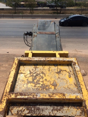 ขายรถปรับสภาพดิน KOMATSU BZ200-1 รถนอกนำเข้าจากญี่ปุ่น สภาพสวยพร้อมใช้