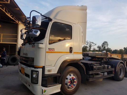 ขาย ISUZU 6ล้อ หัวลาก