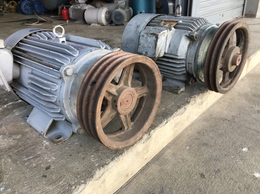 ขายมอเตอร์ไฟฟ้า Mitsubishi 10HP. 380V 1450rpm. สภาพสวยเดิมๆ หมุนนิ่ม พร้อมใช้งาน มี 2ตัวครับ ราคาตัวละ 5,800 บาท