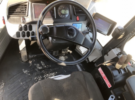 ขายรถตักล้อยาง KOMATSU WA320-7 ปี 2014 รถนอกนำเข้าเองจากญี่ปุ่น สภาพสวยพร้อมใช้ มีVDOการทำงานครับ