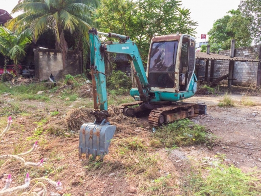 รถขุด KOMATSU รุ่น PC25 ขนาด 3 ตัน