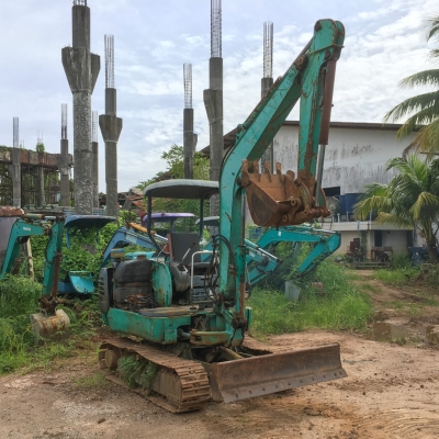 รถขุด KOMATSU รุ่น PC30R-8 ขนาด 3 ตัน มือสอง รถขุด KOMATSU รุ่น PC30R-8 ขนาด 3 ตัน มือสอง