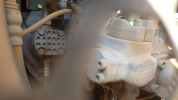 ขาย แบคโฮ HITACHI ZX200-5G รถออกห้างมือเดียวปี 57 ใช้งาน 10,000 ชม. รถเดิมสวยเต็มทุกระบบ เล่มทะเบียนครบ