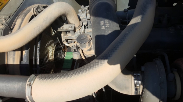 ขาย แบคโฮ HITACHI ZX200-5G รถออกห้างมือเดียวปี 57 ใช้งาน 10,000 ชม. รถเดิมสวยเต็มทุกระบบ เล่มทะเบียนครบ