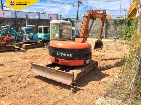 รถขุดเล็ก HITACHI รุ่น EX58 ขนาด 5 ตัน