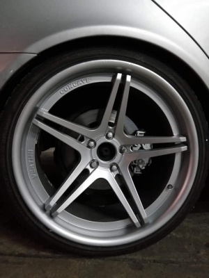 ล้อลาย ADV1 ขอบ20 พร้อมยาง 245 35 20 ปี17 ราคาไม่แพง