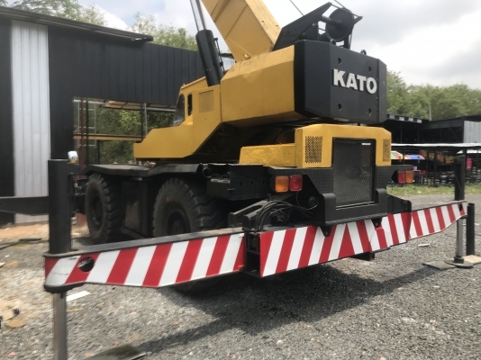 รถเครน KATO 25ตัน รถพร้อมใช้งาน