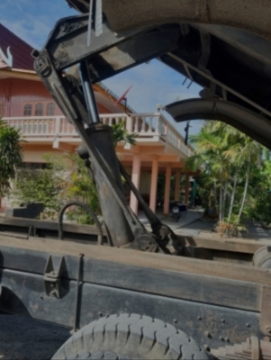 ขายกระบอกดั้ม แม่ปั้มดั้ม คัดซีสวย แกน80ซม. อุปกรณ์ครบชุด ราคา28,000บาท