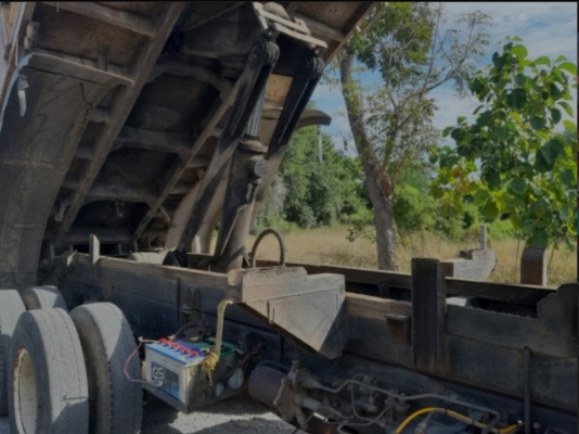 ขายกระบอกดั้ม แม่ปั้มดั้ม คัดซีสวย แกน80ซม. อุปกรณ์ครบชุด ราคา28,000บาท