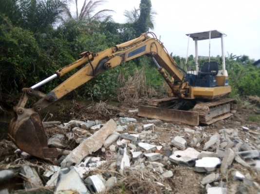 KOMATSU PC40 เครื่องดี ปั้มดี ใช้งานได้
