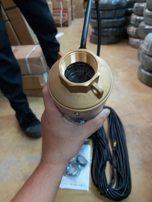 ปั๊มดูดน้ำ ปั๊มน้ำ ปั๊มดูดน้ำบาดาล ซับเมิส DC โซล่าเซลล์ ขนาด750วัตต์ ปั๊มดูดน้ำ ปั๊มน้ำ ปั๊มดูดน้ำบาดาล ซับเมิส DC โซล่าเซลล์ ขนาด750วัตต์