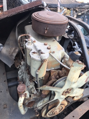 ขายด่วน เครื่อง 6สูบ ben140 แรง ไม่มีเกียร์ ไม่มีใบ เครื่องแห้งงเลย ขาย 23000 บาท