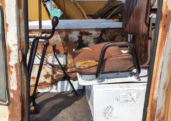 ขายด่วน195,000บาทรถแบคโฮมิสซูฮานิคMS50หนัก5ตันติดตัวหนีบมาพร้อมบุ้งกี้2ใบรถแบคโฮมิสซูฮานิคเครื่อง4สูบดีปั่มแรงรถนอกเพิ่งนำเข้ามาใหม่ยังไม่เคยใช้งานในเมืองไทยเลย