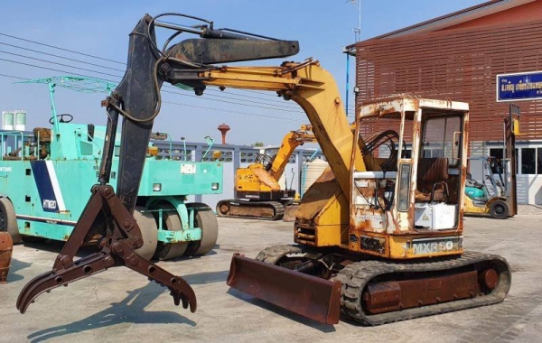 ขายด่วน195,000บาทรถแบคโฮมิสซูฮานิคMS50หนัก5ตันติดตัวหนีบมาพร้อมบุ้งกี้2ใบรถแบคโฮมิสซูฮานิคเครื่อง4สูบดีปั่มแรงรถนอกเพิ่งนำเข้ามาใหม่ยังไม่เคยใช้งานในเมืองไทยเลย