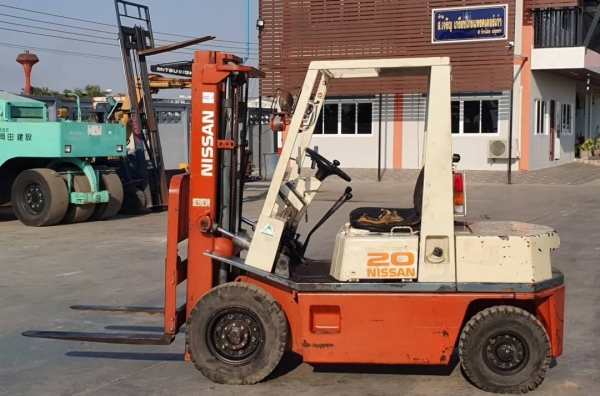 ขายด่วนราคาพิเศษ85,000บาทรถยกนิสันFG20-18ยก2ตันเสาสูง3เมตรยกจริงวิ่งได้จริงหนัก2สบายๆรถนอกสวยๆนำเข้ายังไม่เคยใช้งานในเมืองไทยเลย