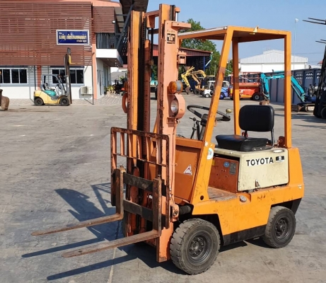 ขายด่วน55,000บาทรถยกTOYOTA4FG10ยก1ตันเสาสูง3เมตรรถนอกสวยๆนำเข้ามาใหม่จากญี่ปุ่นยังไม่เคยใช้งานในเมืองไทยเลย