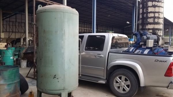 ถังพักลม 1000 ลิตร สวยๆ