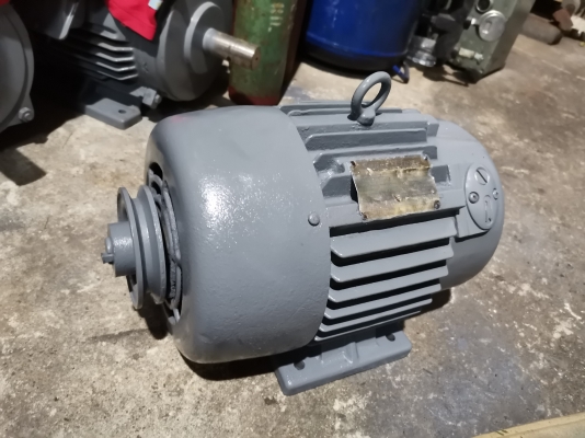 ขาย!! มอเตอร์.มิตซู.ขนาด1แรง220v.ใช้ถ่าน