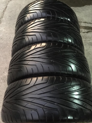 ล้อโตโยต้าวิช ขอบ17+แม็กซิส215/50/17ปี2111 ล้อสวยยางดอกแน่นๆ โทร.0879050181.ส่งได้ครับ