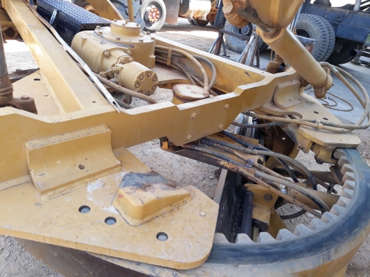 ขายรถเกรด CAT 140G72V146XX สวยๆทะเบียน ขายรถเกรด CAT 140G72V146XX สวยๆทะเบียน