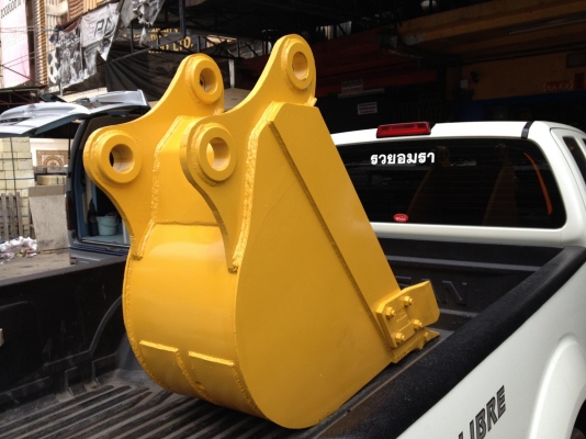 ขายและรับสั่งทำบุ้งกี๋รถแบ็คโฮ