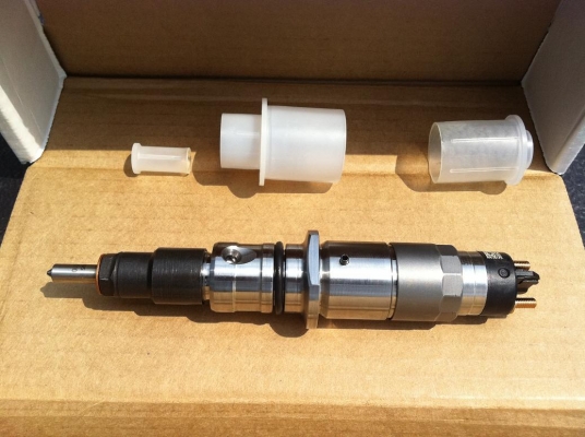 หัวฉีดเครื่องยนต์คอมมอลเรียล รถแบ็คโฮ