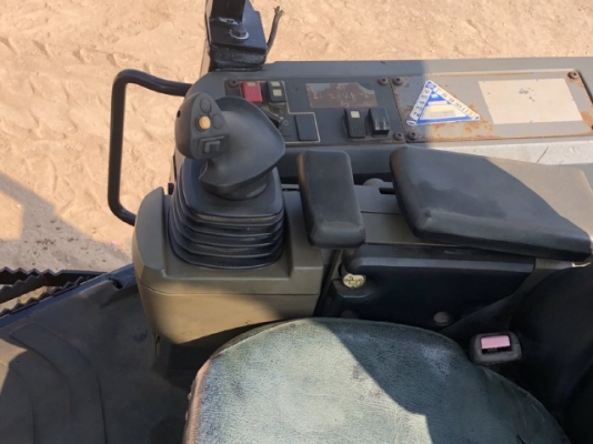 ขายรถดันดิน CAT D4K ปี 2015 (4,XXX ชั่วโมง) นำเข้าเองจากญี่ปุ่น สภาพสวยพร้อมใช้งาน มีVDOการทำงานครับ