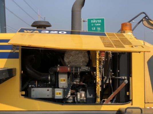 ขายรถตักล้อยาง KOMATSU WA320-6 รถนอกนำเข้าเองจากญี่ปุ่น สภาพสวยพร้อมใช้ มีVDOการทำงานครับ