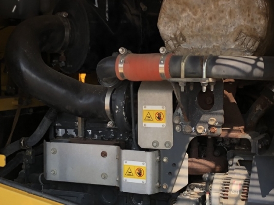 ขายรถตักล้อยาง KOMATSU WA320-6 รถนอกนำเข้าเองจากญี่ปุ่น สภาพสวยพร้อมใช้ มีVDOการทำงานครับ