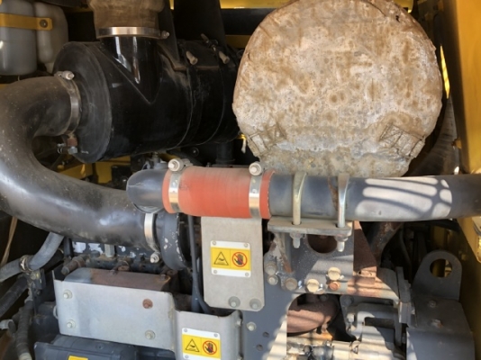 ขายรถตักล้อยาง KOMATSU WA320-6 รถนอกนำเข้าเองจากญี่ปุ่น สภาพสวยพร้อมใช้ มีVDOการทำงานครับ