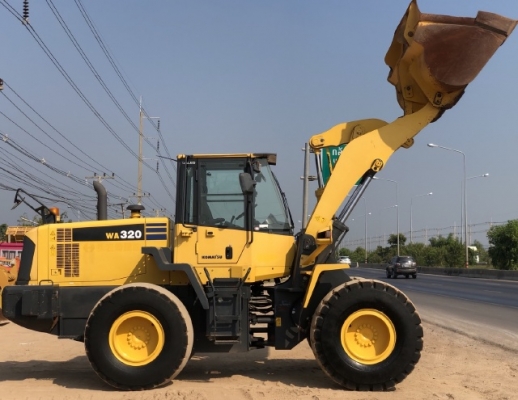ขายรถตักล้อยาง KOMATSU WA320-6 รถนอกนำเข้าเองจากญี่ปุ่น สภาพสวยพร้อมใช้ มีVDOการทำงานครับ