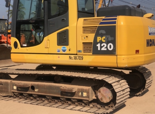 ขายรถขุด KOMATSU PC120-8 ปี 2012 นำเข้าเองจากญี่ปุ่น สภาพสวยพร้อมใช้ มีVDOการทำงานครับ