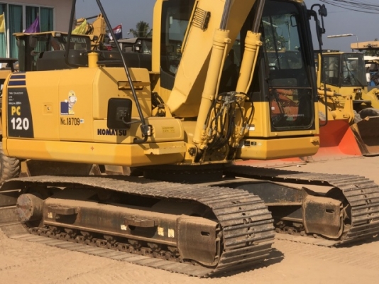 ขายรถขุด KOMATSU PC120-8 ปี 2012 นำเข้าเองจากญี่ปุ่น สภาพสวยพร้อมใช้ มีVDOการทำงานครับ