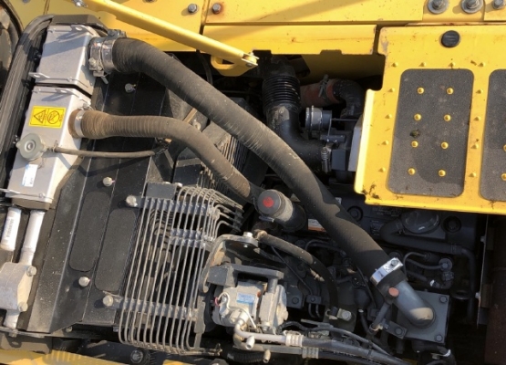ขายรถขุด KOMATSU PC120-8 ปี 2012 นำเข้าเองจากญี่ปุ่น สภาพสวยพร้อมใช้ มีVDOการทำงานครับ