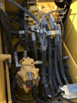 ขายรถขุด KOMATSU PC120-8 ปี 2012 นำเข้าเองจากญี่ปุ่น สภาพสวยพร้อมใช้ มีVDOการทำงานครับ