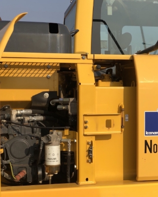 ขายรถขุด KOMATSU PC120-8 ปี 2012 นำเข้าเองจากญี่ปุ่น สภาพสวยพร้อมใช้ มีVDOการทำงานครับ