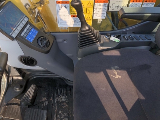 ขายรถขุด KOMATSU PC120-8 ปี 2012 นำเข้าเองจากญี่ปุ่น สภาพสวยพร้อมใช้ มีVDOการทำงานครับ