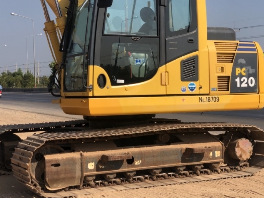 ขายรถขุด KOMATSU PC120-8 ปี 2012 นำเข้าเองจากญี่ปุ่น สภาพสวยพร้อมใช้ มีVDOการทำงานครับ