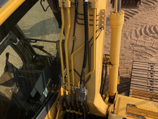 ขายรถขุด KOMATSU PC120-8 ปี 2012 นำเข้าเองจากญี่ปุ่น สภาพสวยพร้อมใช้ มีVDOการทำงานครับ