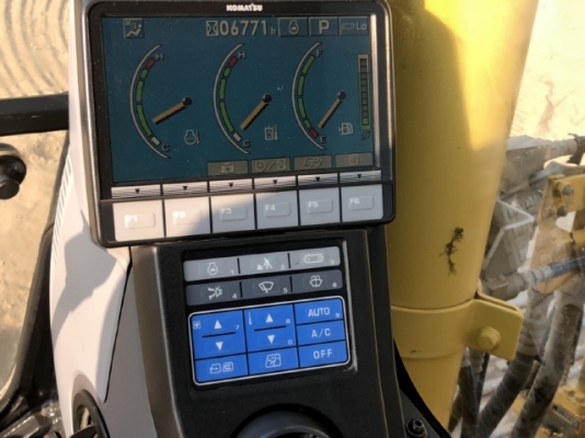 ขายรถขุด KOMATSU PC120-8 ปี 2012 นำเข้าเองจากญี่ปุ่น สภาพสวยพร้อมใช้ มีVDOการทำงานครับ