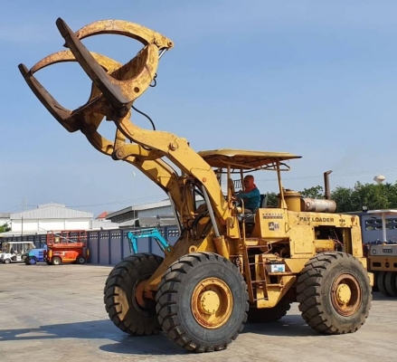 ขายด่วนราคาพิเศษ215,000บาทรถตักเอวอ่อนขนาดใหญ่เทียบเท่าWA320เพื่งนำเข้ามาใหม่จากญี่ปุ่นยังไม่เคยใช้งานในประเทศไทยเลยรถตักโคมัสซูJH65เอวอ่อนขับ4ล้อขนาดใหญ่เอกสารอินวอย