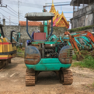 รถขุด KOMATSU รุ่น PC30R-8 ขนาด 3 ตัน มือสอง