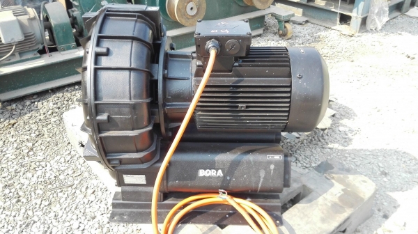 ริงโบลเวอร์เยอรมัน Gardner Denver GERMANY ขนาด 10 HP 2890 RPM 380V ท่อ 3&rdquo; สภาพเหมือนใหม่ เก่าเก็บไม่ได้ใช้