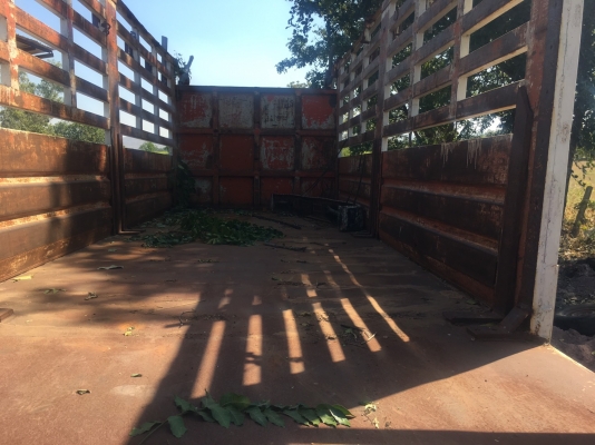 ขายกะบะบรรทุก ยาว6.70เมตร กว้าง2.46เมตร คัสชีกว้าง88ชม 42000บาท