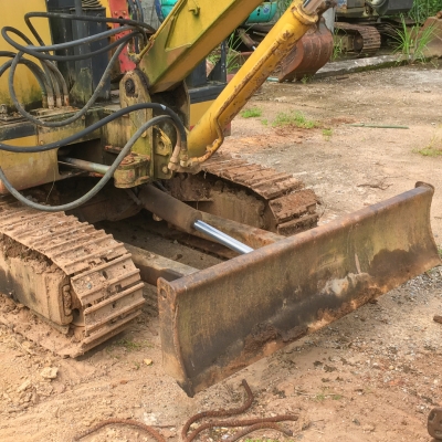 รถขุด Mitsubishi รุ่น PC30 ขนาด 3 ตัน มือสอง