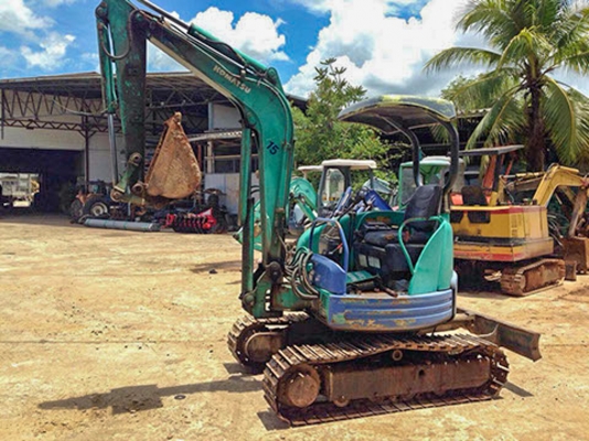 รถขุด KOMATSU รุ่น PC30 ขนาด 3 ตัน มือสอง